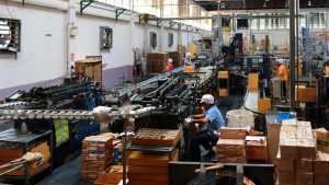 manufacturing assembly line with one worker